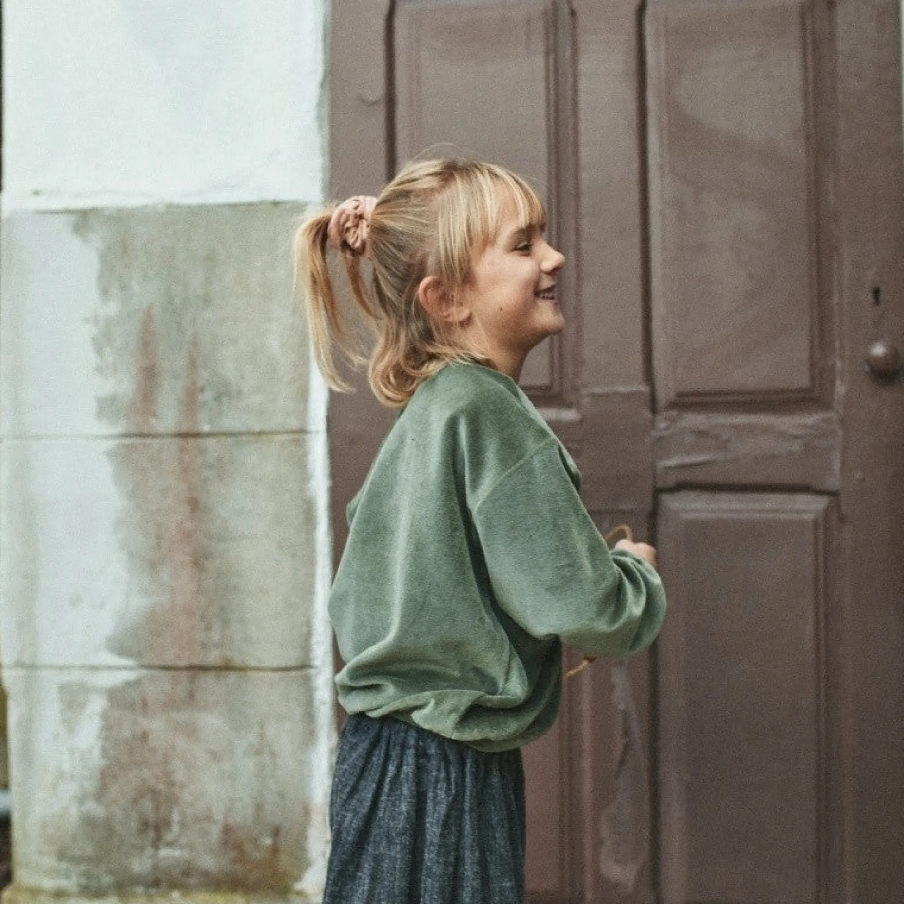 Poudre Organic Sweatshirts | Sweatshirts | SWEATSHIRT CASSANDRE VELOURS Forest Green ForestGreen